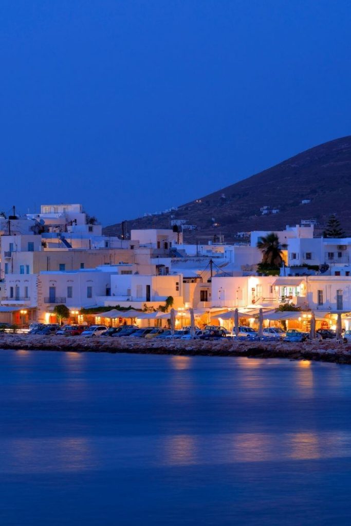 wakacje na Paros - bogate życie nocne na Paros