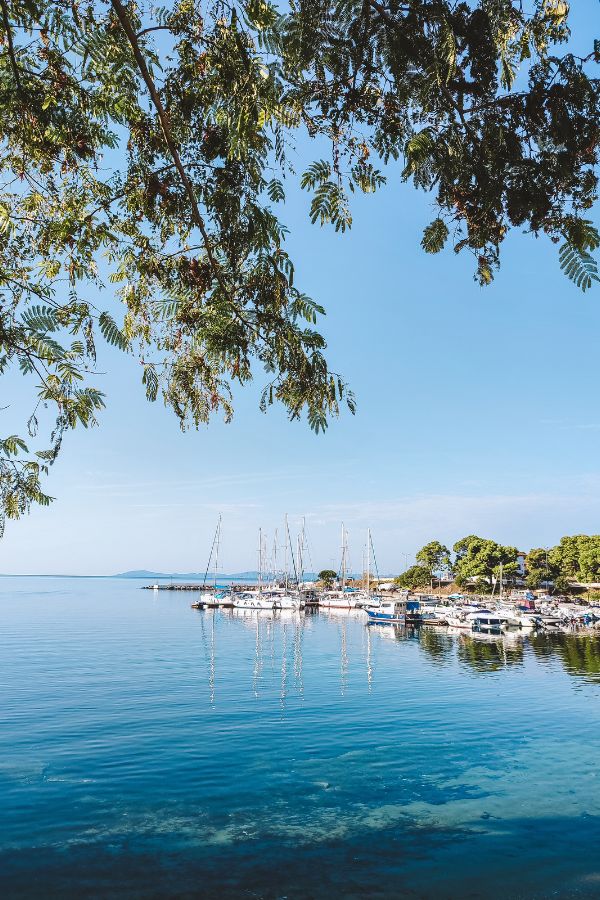 Wakacje w Grecji na własną rękę czy z biurem podróży - greckiekefi pl