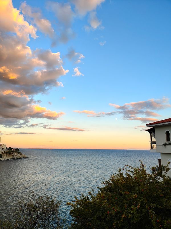 Bezpieczne wakacje - zakwaterowanie w Grecji - greckiekefi.pl