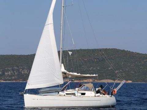 Jacht żaglowy Jeanneau Sun Odyssey 33i - czarter jachtu Grecja