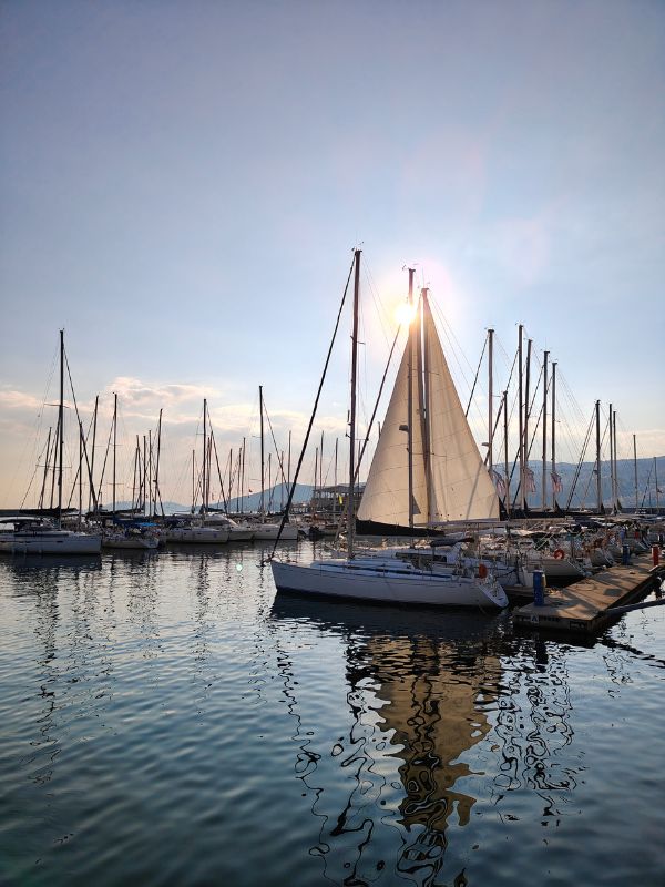 Aplikacje dla żeglarzy greckie kefi