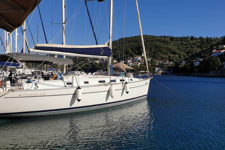 Beneteau Cyclades 43 Kefalonia - czarter jachtu Grecja