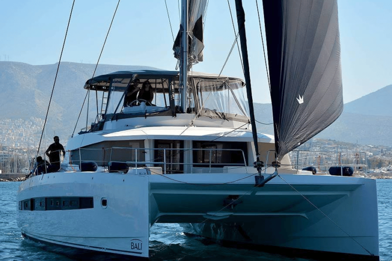 Katamaran Bali 5.4 - czarter w Grecji