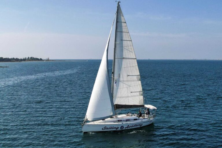 Bavaria Match 35 - czarter jachtu w Grecji