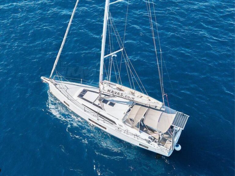 Beneteau Oceanis 46.1 - czarter jachtu