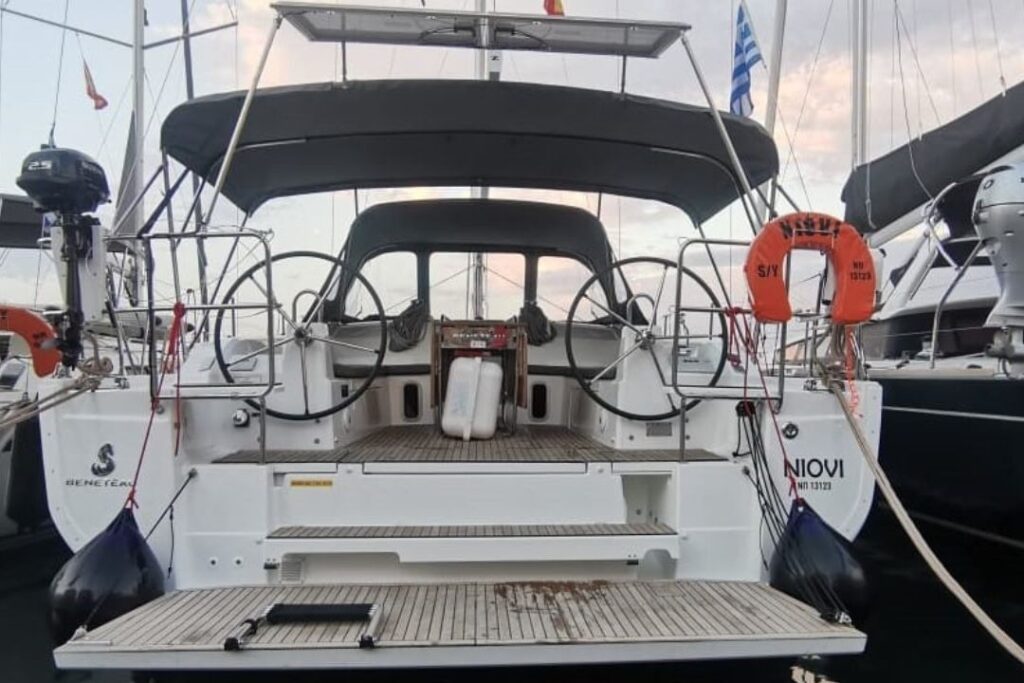 Oceanis 40.1 - czarter jachtów w Grecji - greckiekefi.pl
