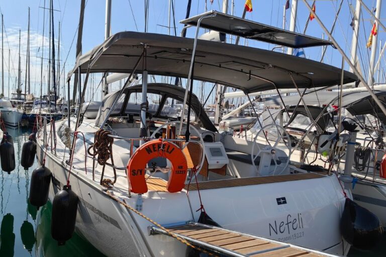 Bavaria Cruiser 46 Style czarter jachtu Alimos, Grecja