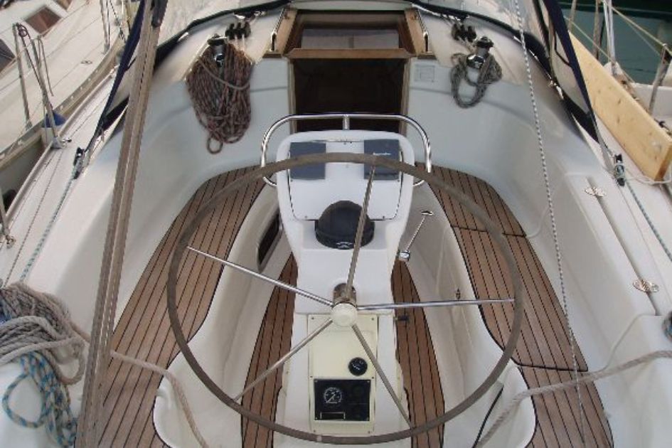Bavaria 32 Cruiser czarter jachtu w Grecji