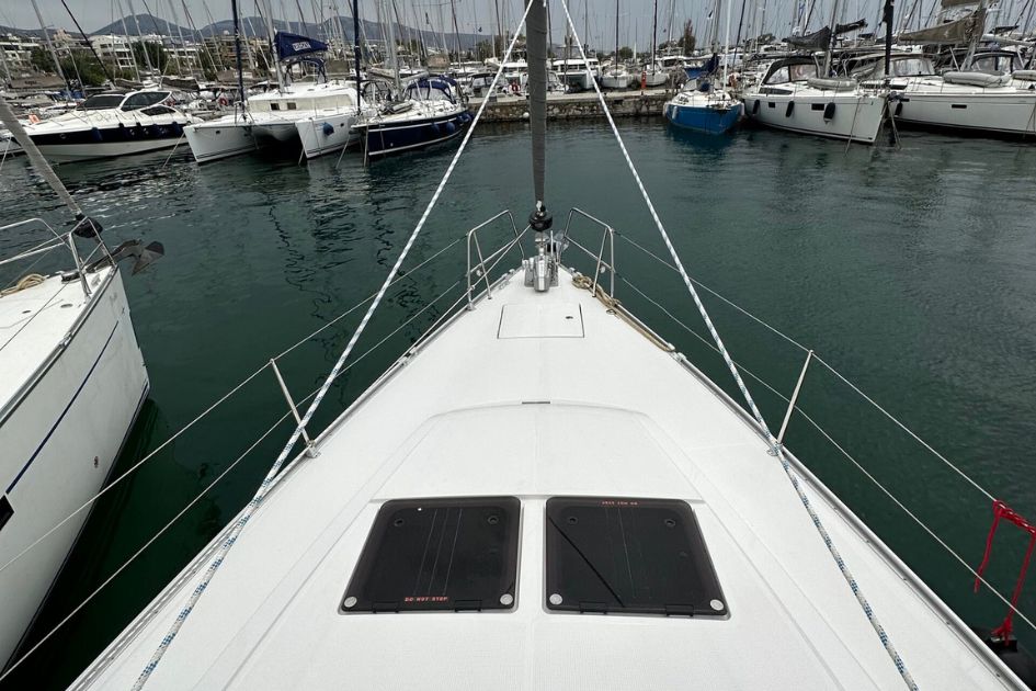 Bavaria Cruiser 46 Style jacht w Alimos - greckiekefi.pl