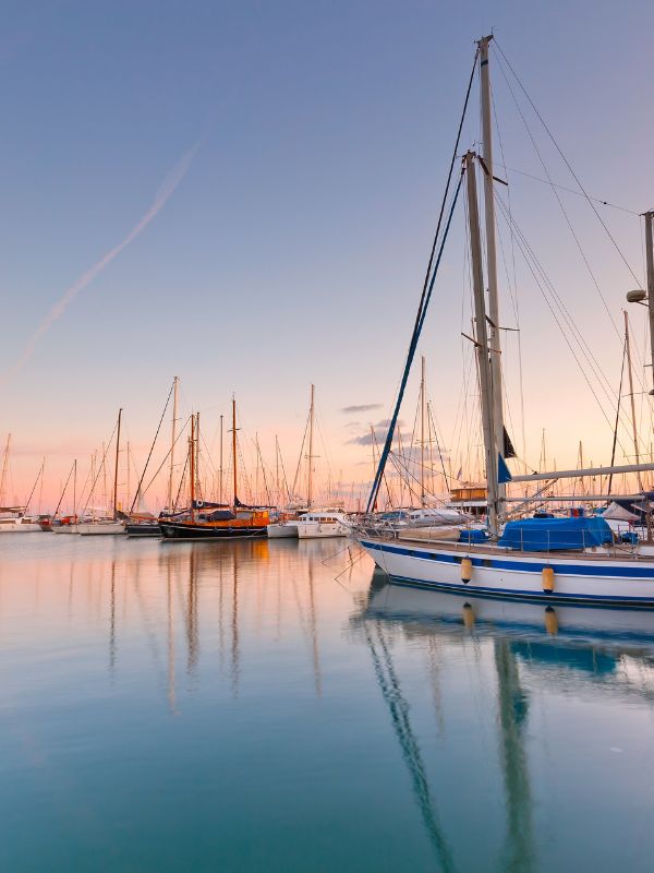 Marina Alimos - czarter jachtu w Grecji