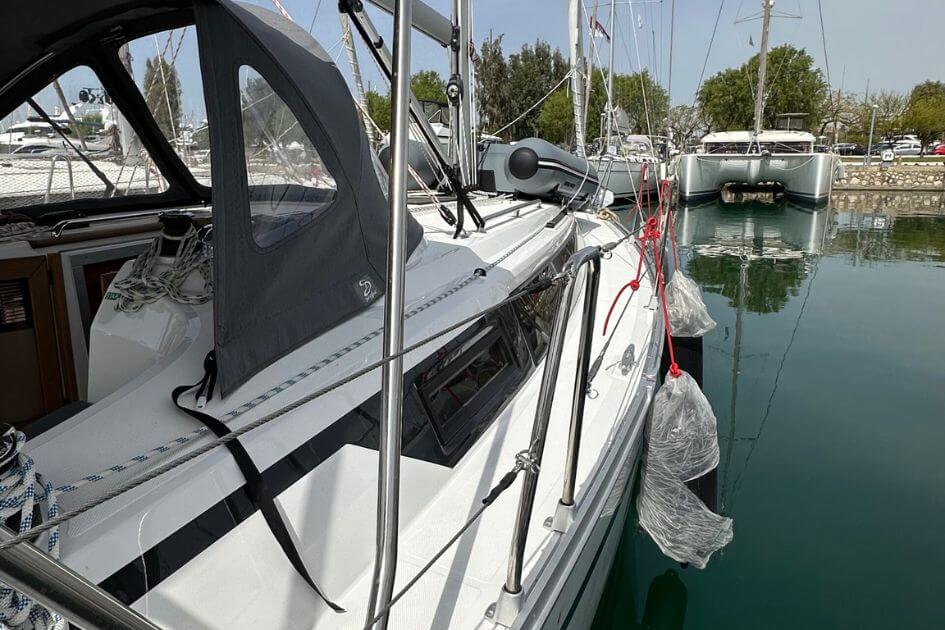 Bavaria Cruiser 34 czarter jachtu Grecja - greckiekefi.pl