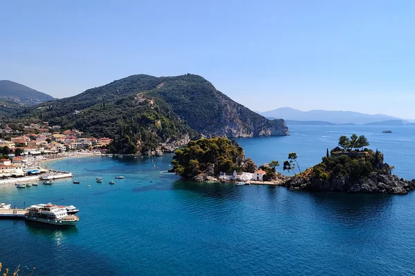 Parga – co zobaczyć? Atrakcje, plaże, przewodnik