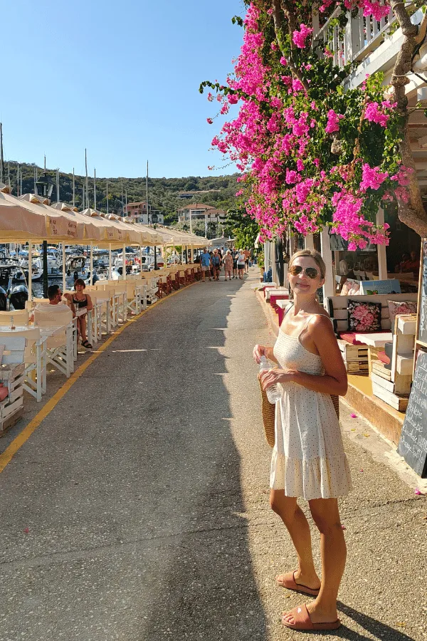 Sivota na Lefkadzie – zabudowa i zatoka portowa