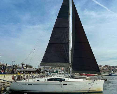 Beneteau Oceanis 43 greckiekefi.pl