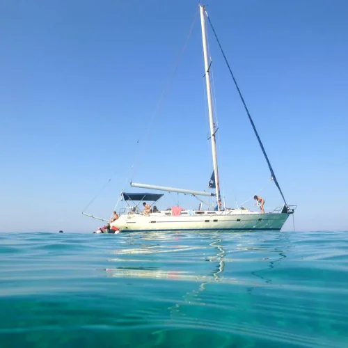Bavaria 44 - czarter jachtów Grecja